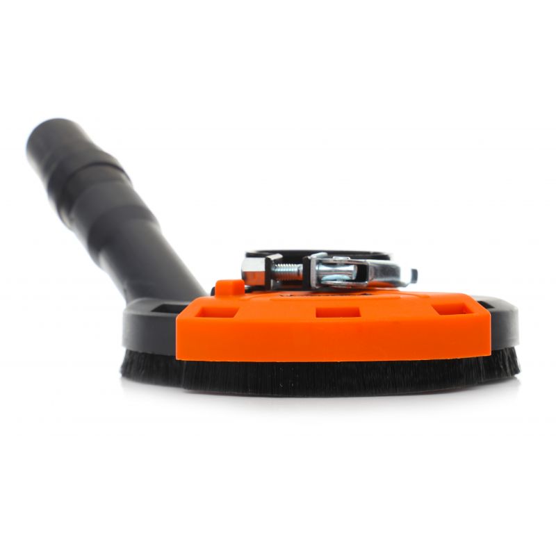 Odsávací kryt s kefovým vencom